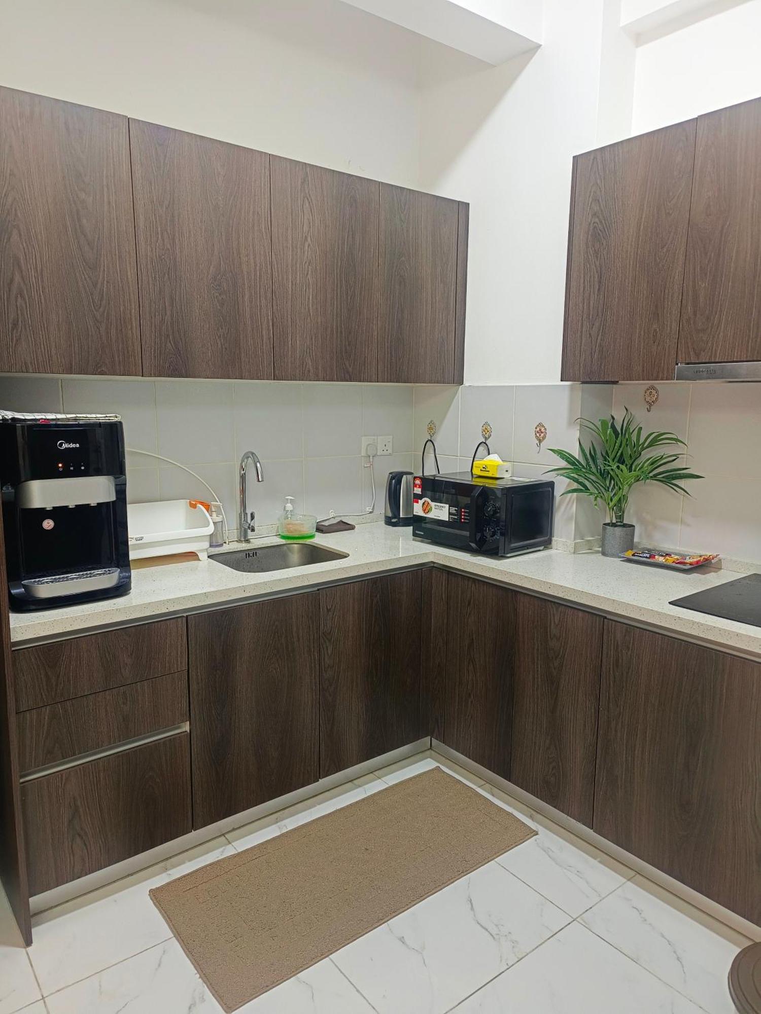 One Bedroom Troika Kota Bharu By Aghome, Modern Design Exterior photo